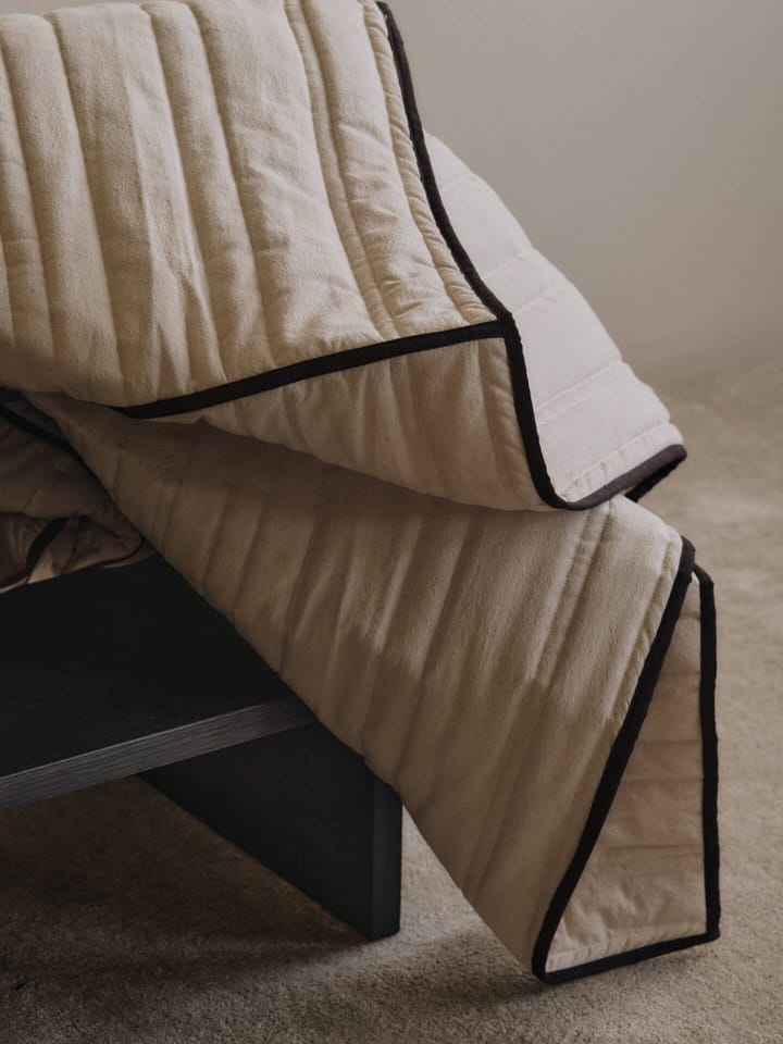 Vari quiltet sengetæppe, Natural-dark chocolate, 260x180 cm Ferm Living