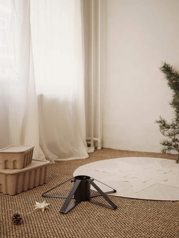Vela Star juletræstæppe - Natural - Ferm Living