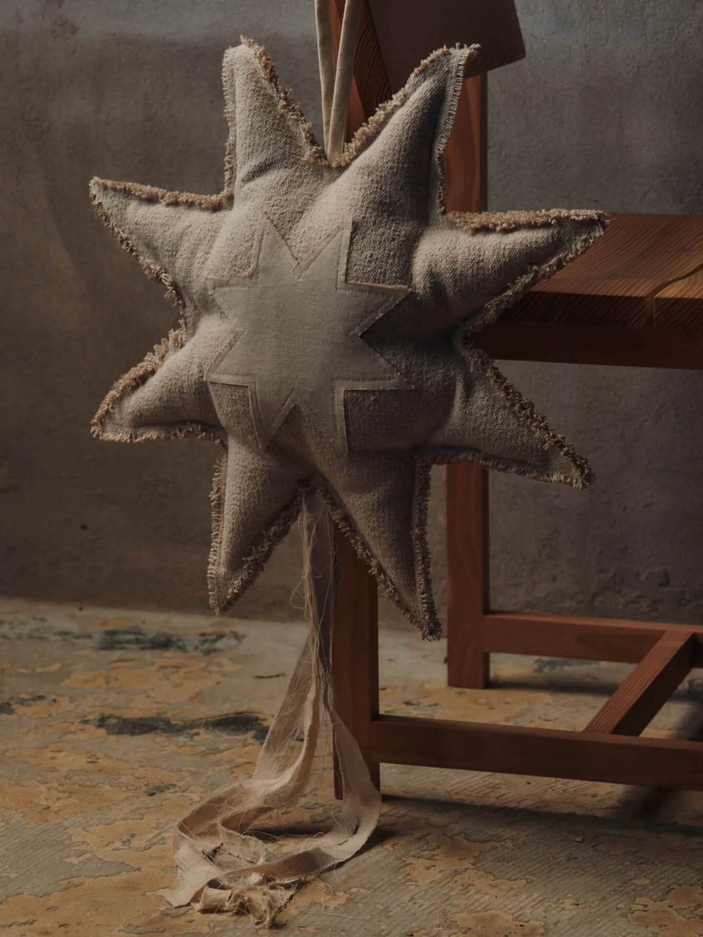 Vela Window Ornament dekorationsophæng 50x88 cm, Natural Ferm Living