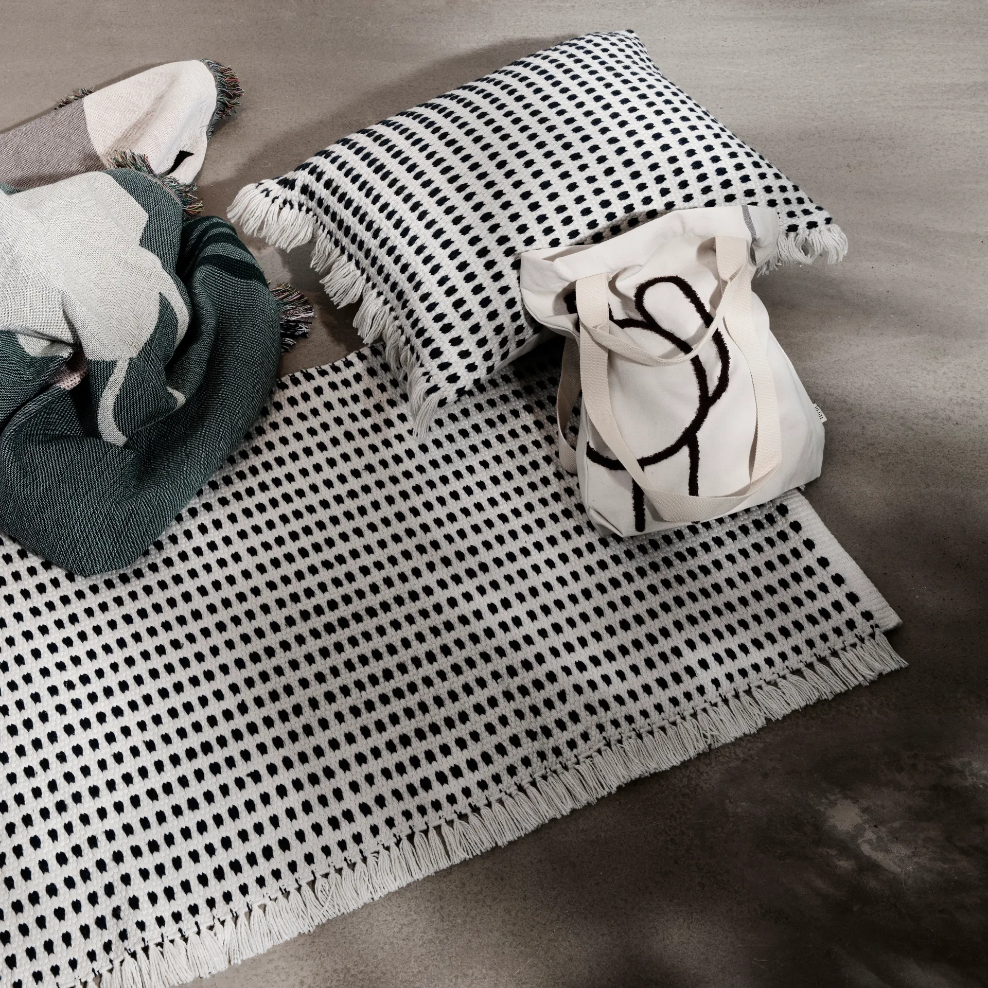 Way Outdoor rug tæppe, Off-white Ferm Living