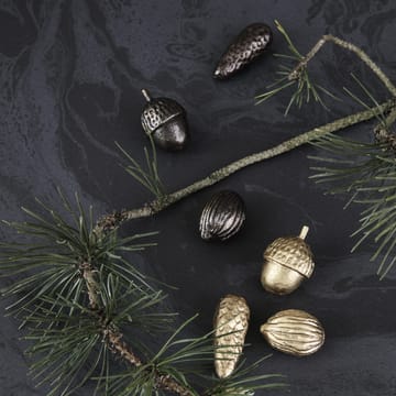 Winterland pynte grankogler - messing - Ferm Living