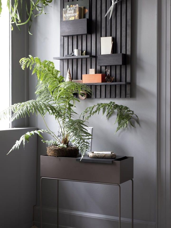 Wooden multi shelf hylde, Mørkbejdset ask Ferm Living