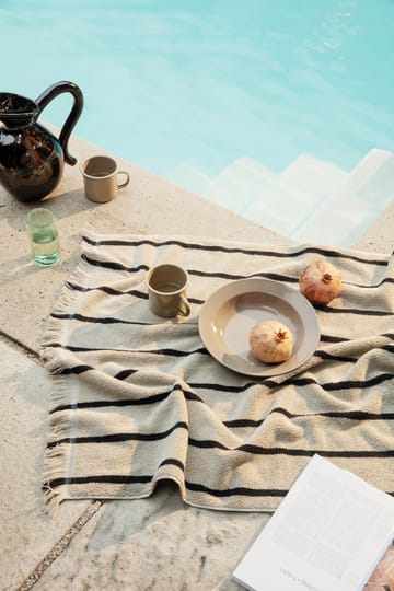 Yard Picnic service picnic 8 dele - Cashmere - Ferm Living