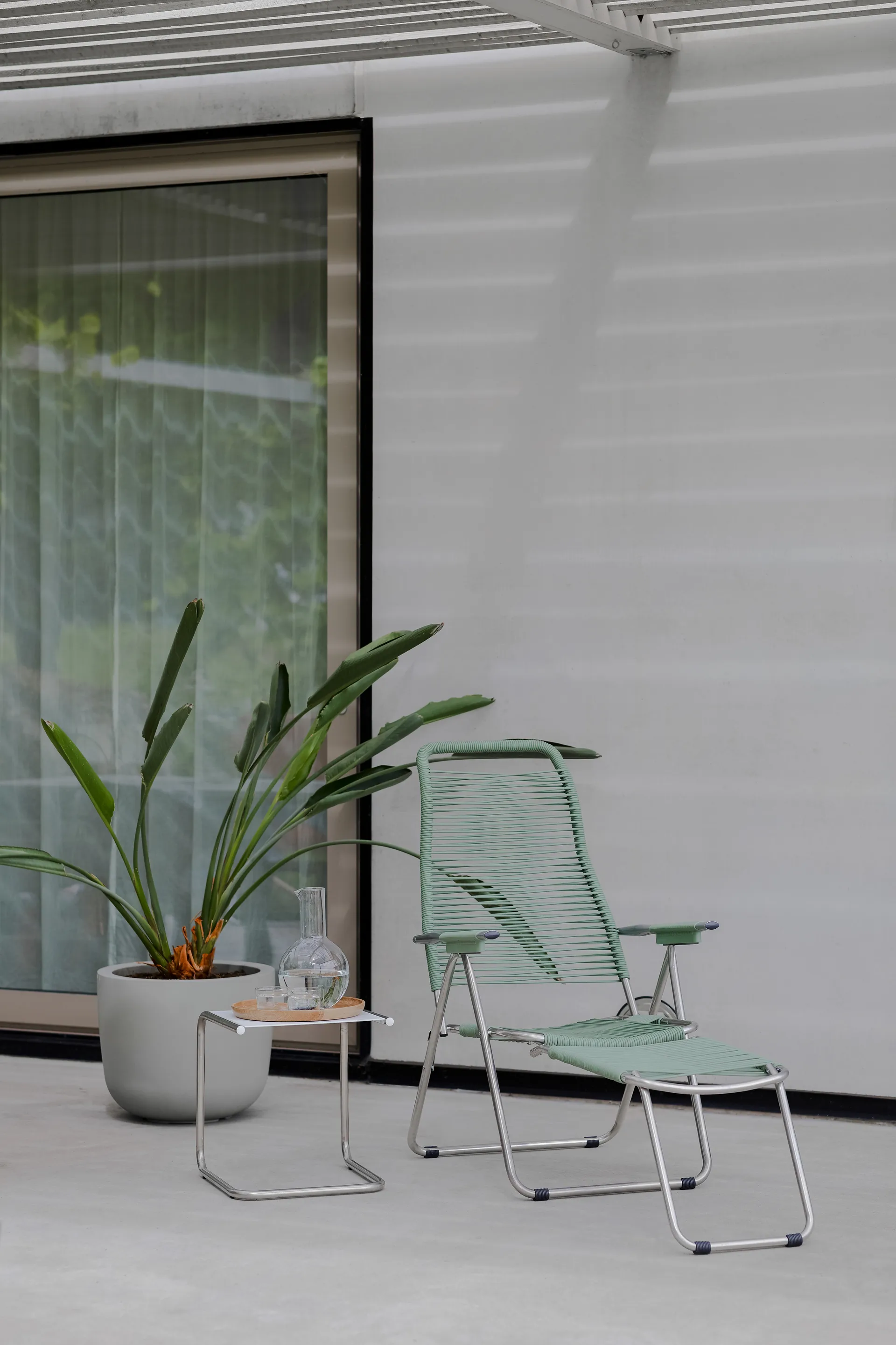 Spaghetti solseng med fodstøtte, Sage green Fiam