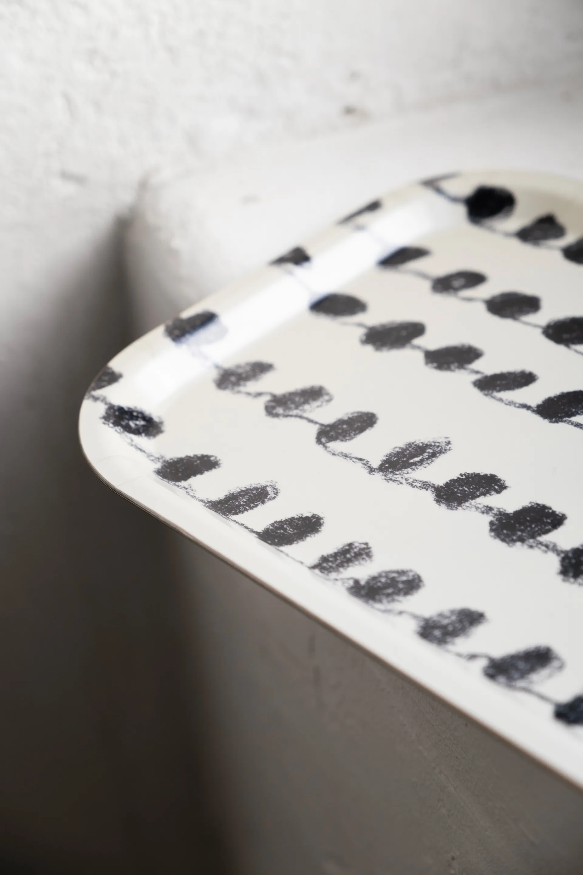 Dot bakke 22x43 cm, Black-white Fine Little Day