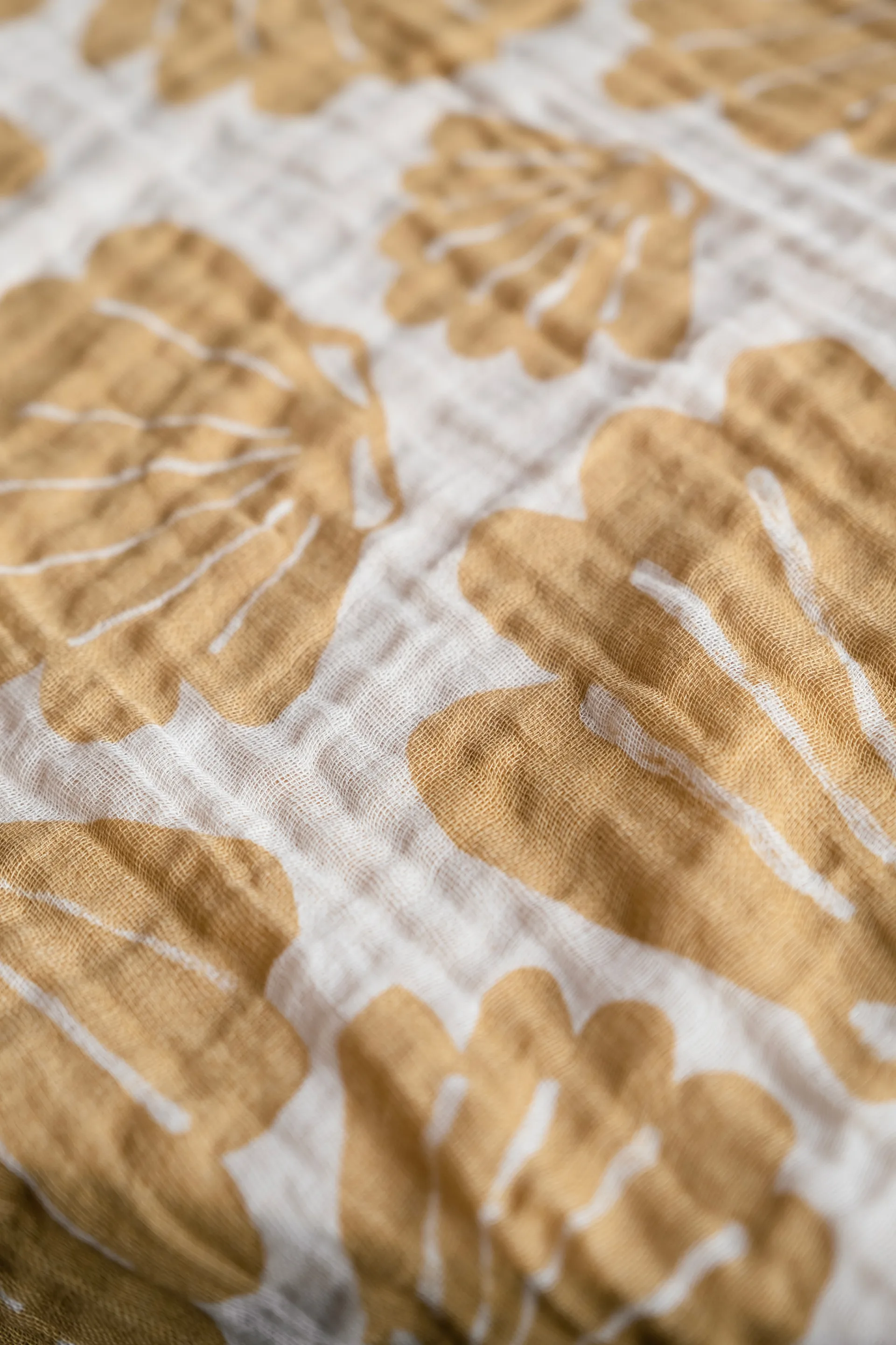 Snäcka musselintæppe 120x120 cm, Sand Fine Little Day