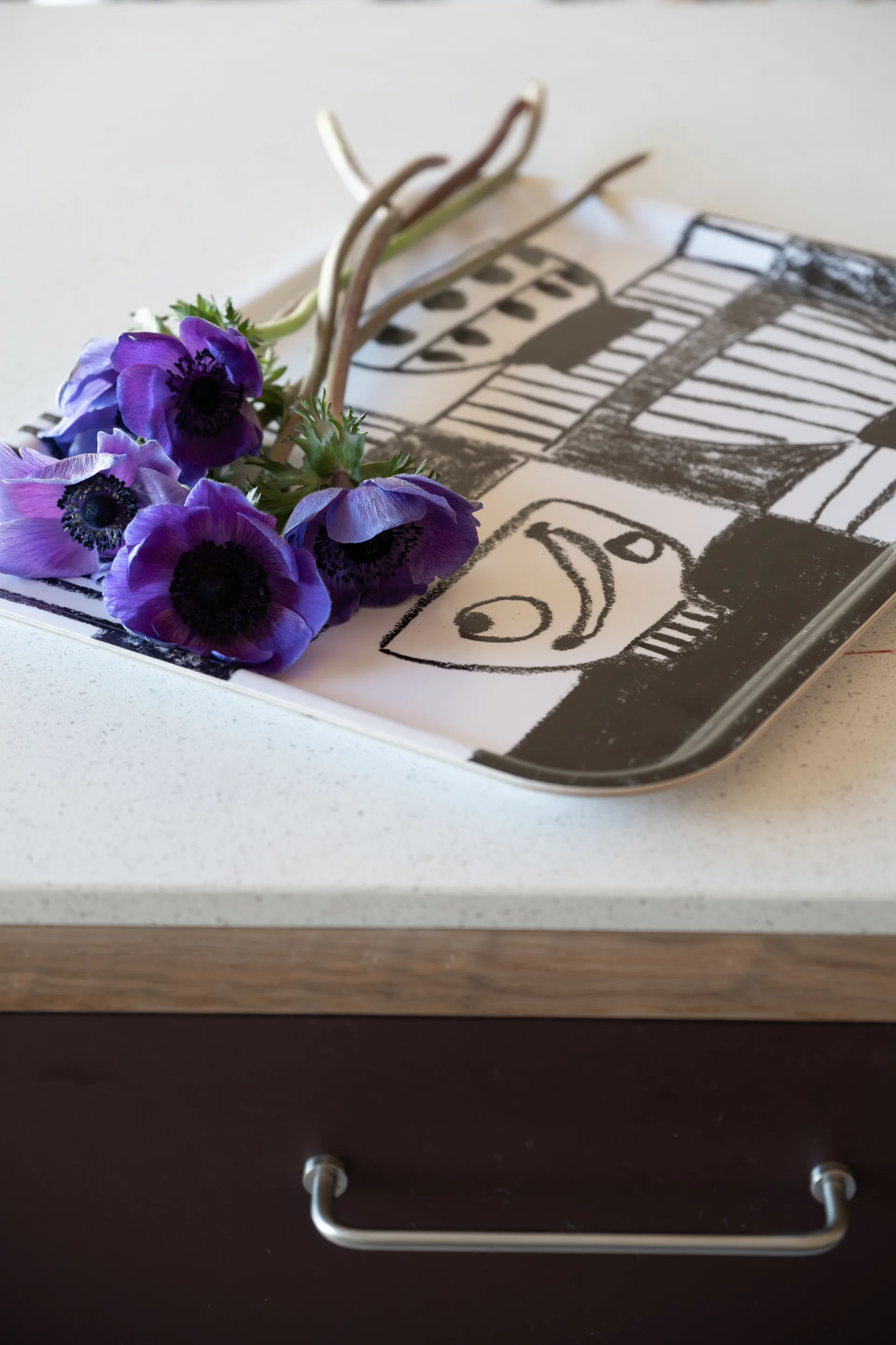 Stilleben bakke 33x43 cm, Sort/Hvid Fine Little Day