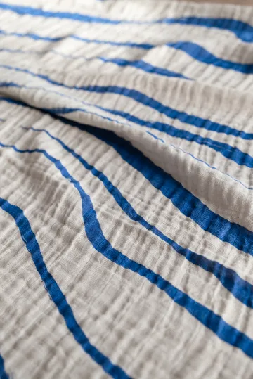 Våg musselintæppe 120x120 cm - Blue - Fine Little Day