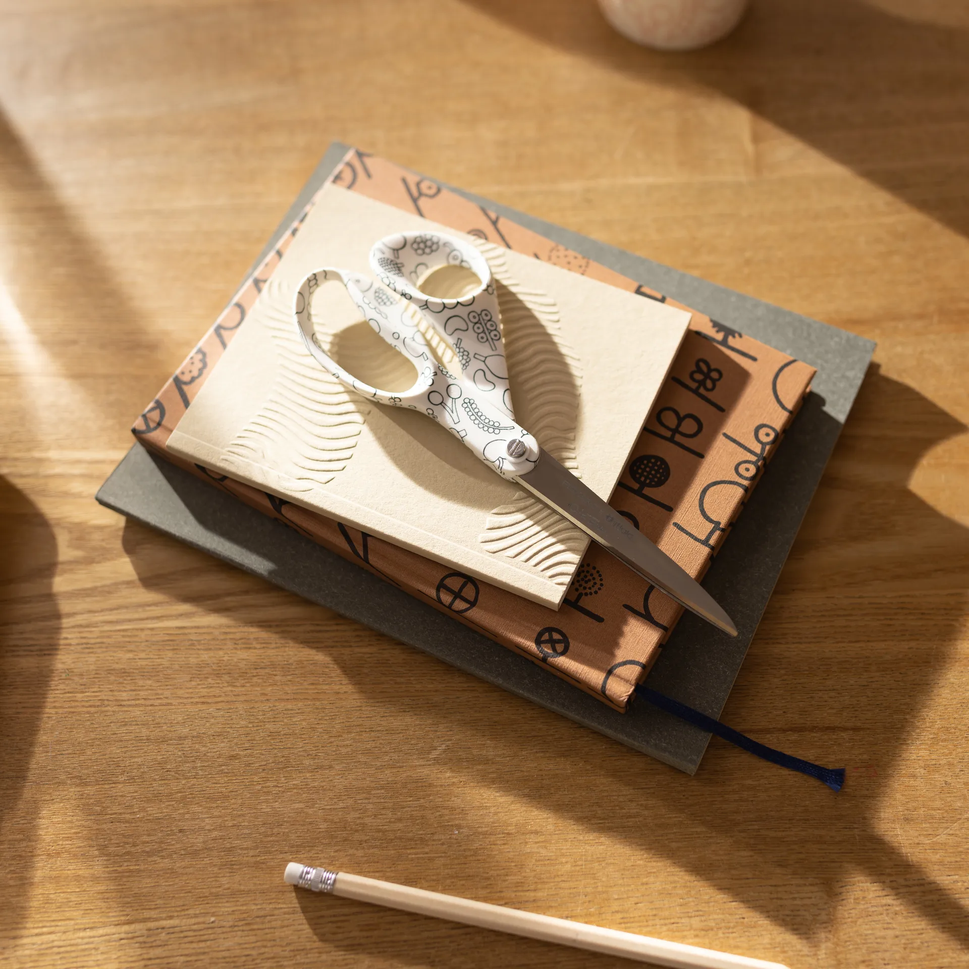 Fiskars x Iittala universalsaks 21 cm, Frutta Fiskars