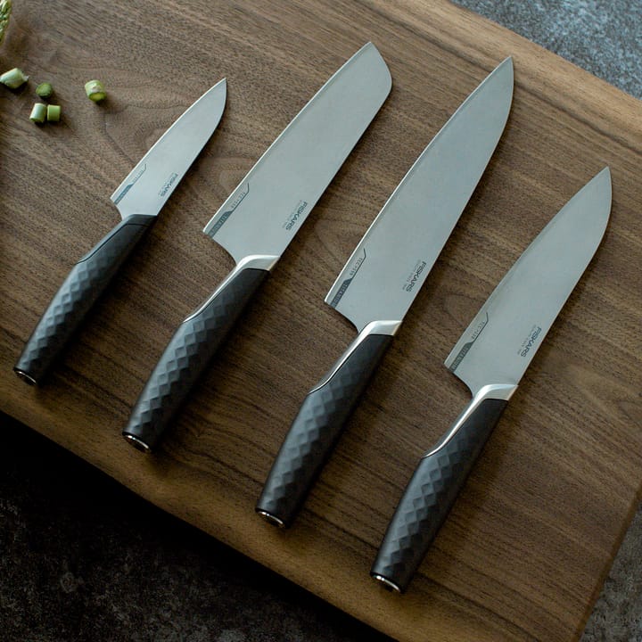 Titanium santokukniv 16 cm, Sort Fiskars