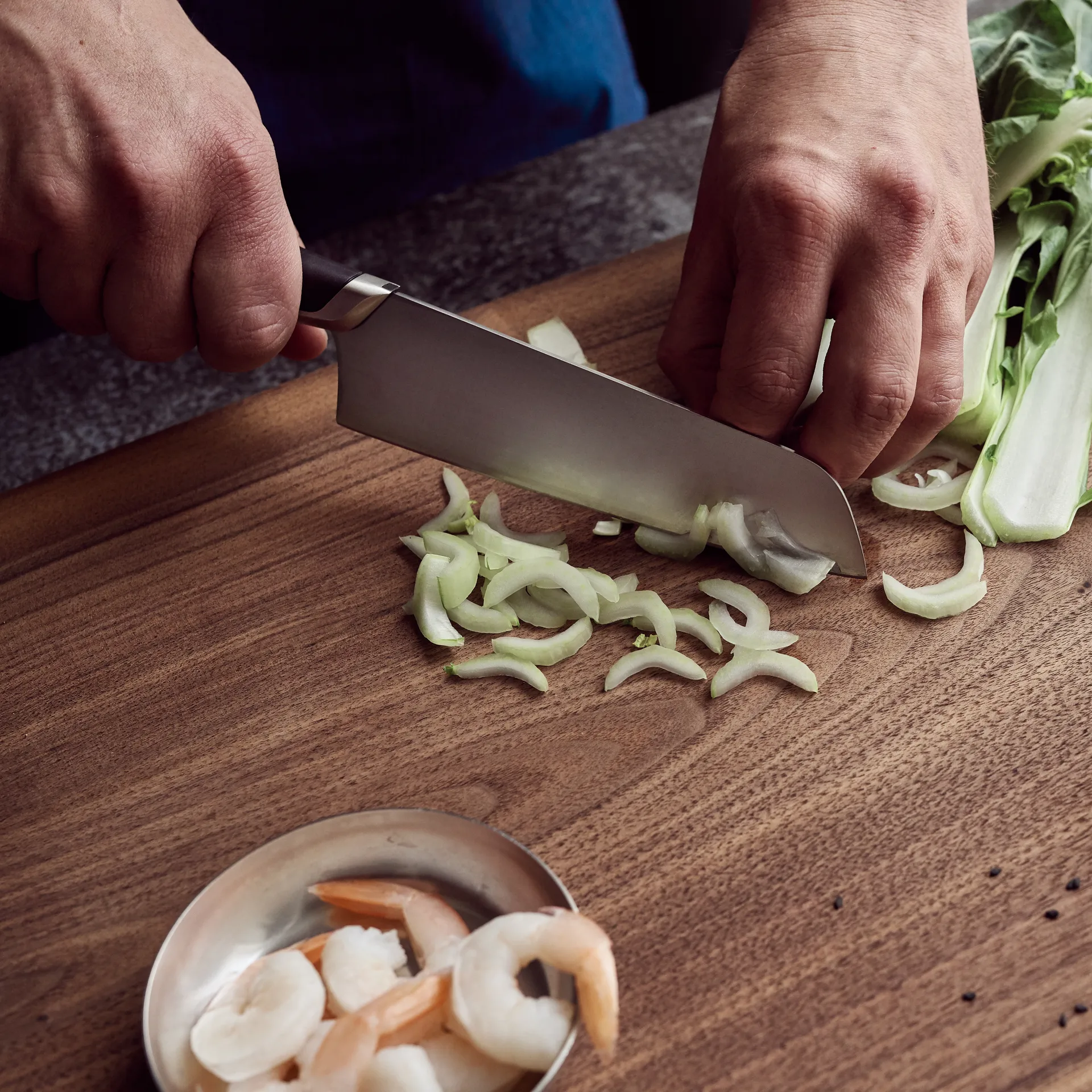 Titanium santokukniv 16 cm, Sort Fiskars