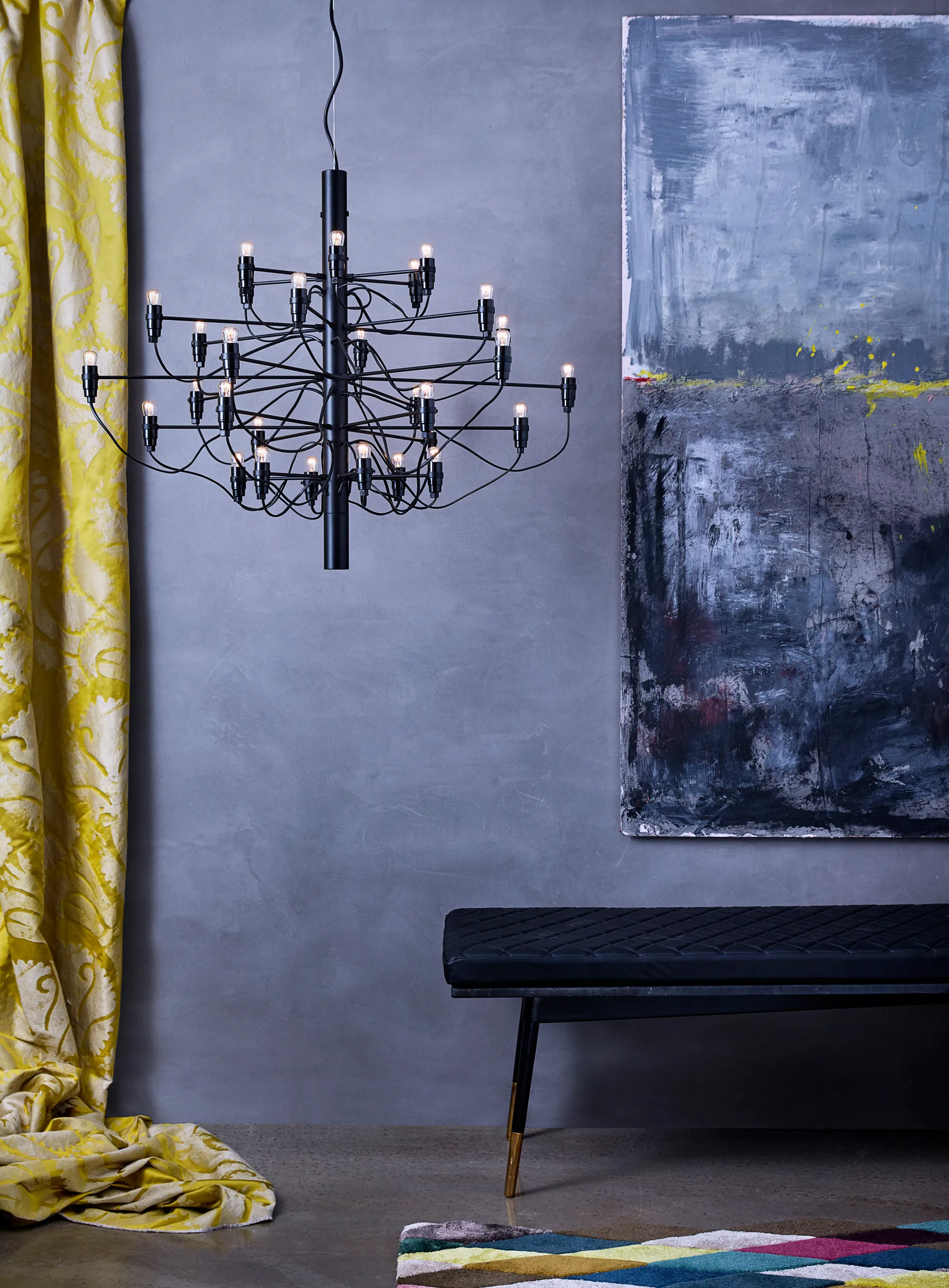 2097 Sarfatti lysekrone, Mat sort 30 lamper Flos