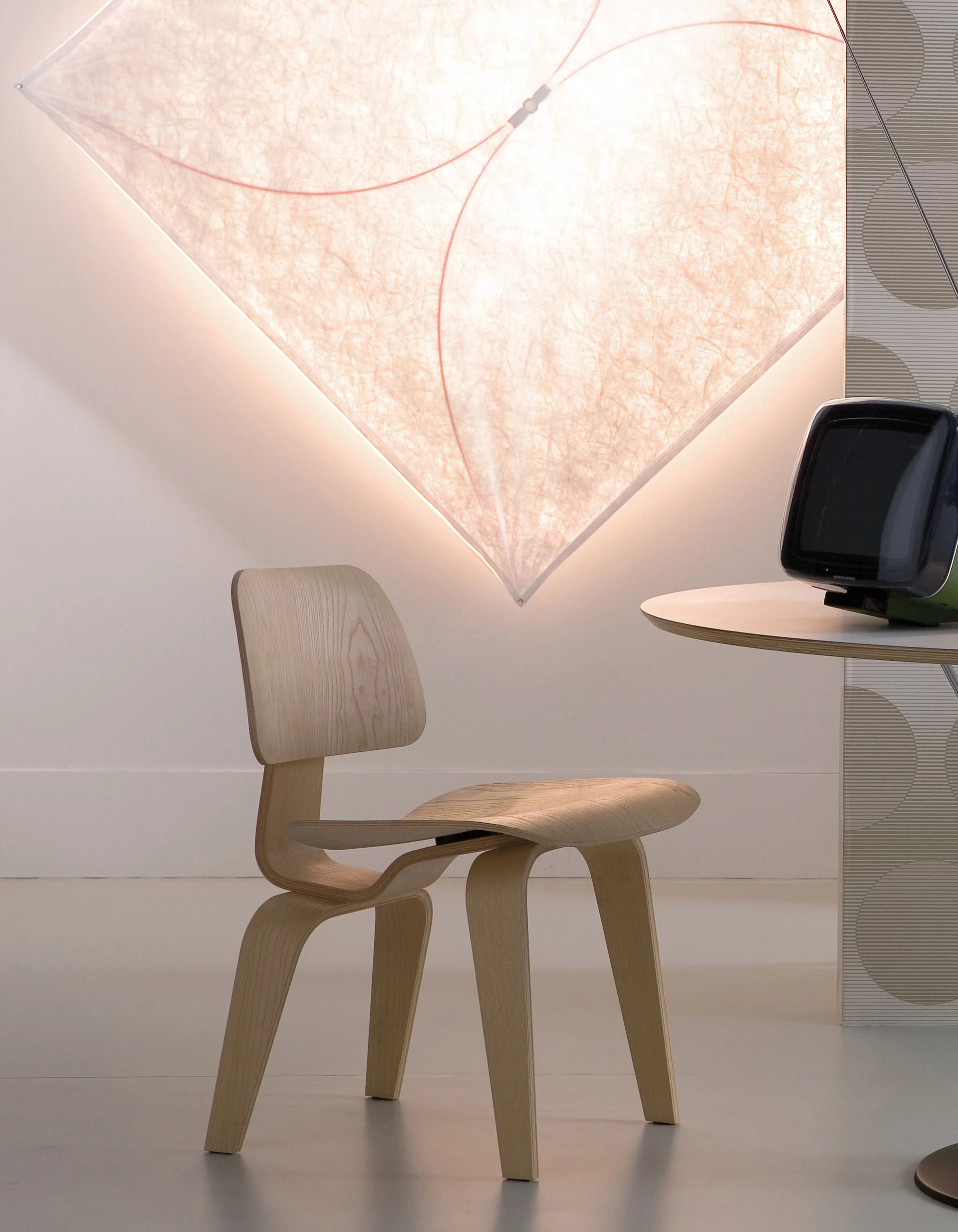 Ariette 2 væglampe, Hvid tekstildug/stålstativ Flos