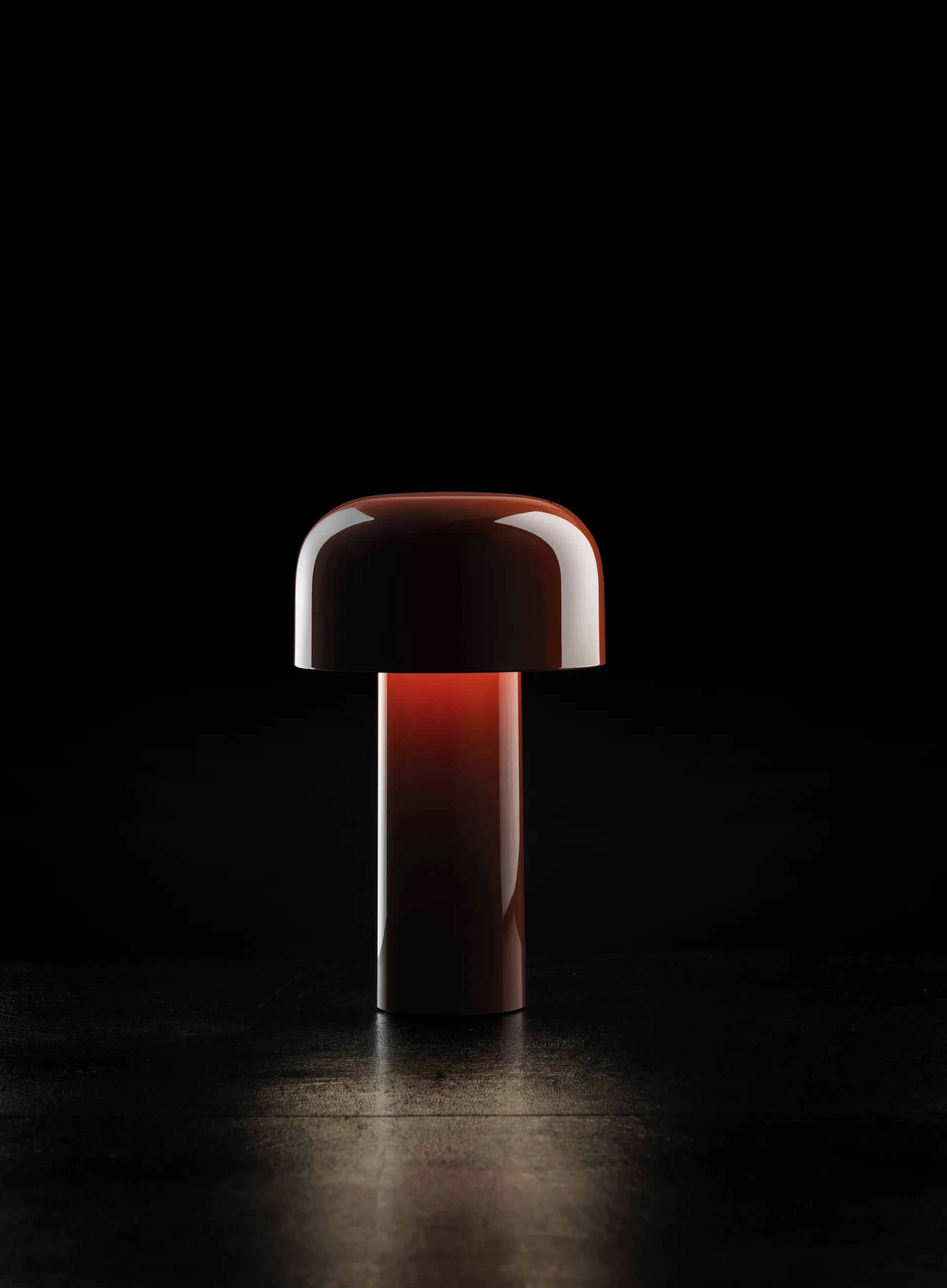 Bellhop portabel bordlampe, Brick red, IP54 (indendørs/udendørs) Flos