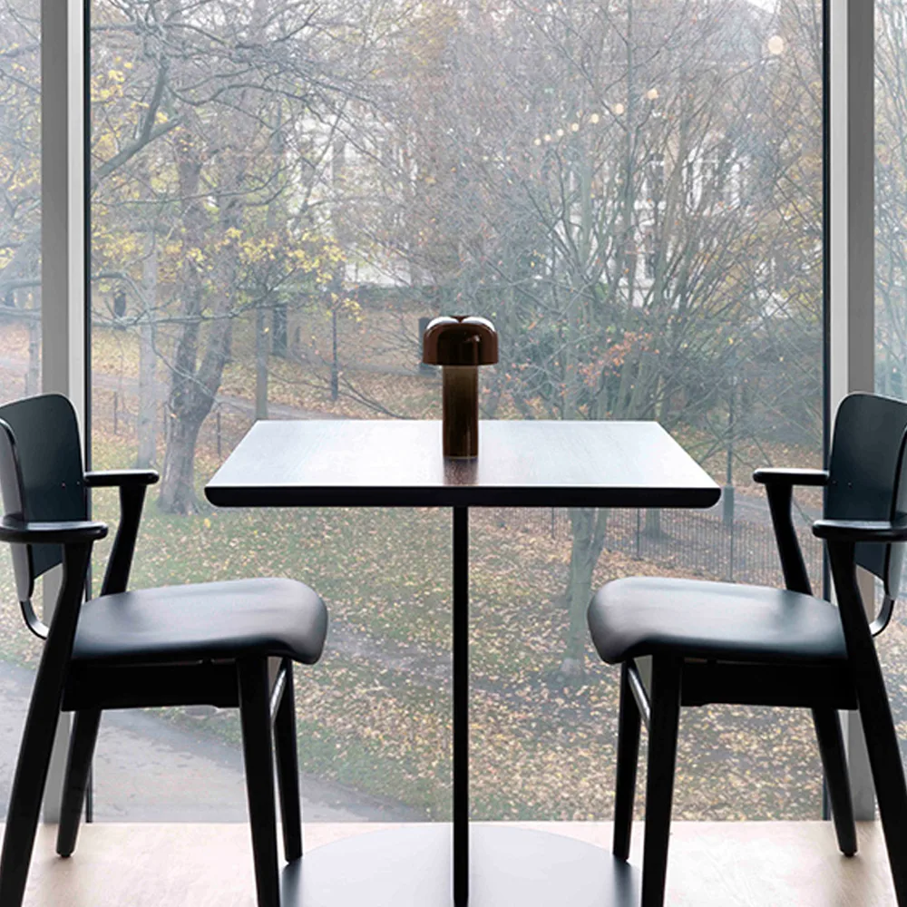 Bellhop portabel bordlampe, Cioko Flos