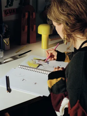 Bellhop portabel bordlampe - Yellow yellow, IP54 (indendørs/udendørs) - Flos