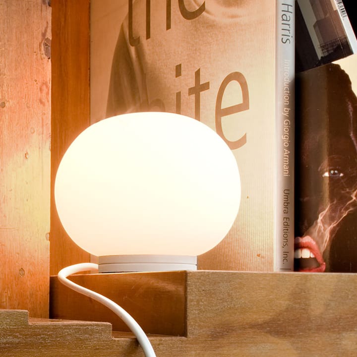 Glo-Ball Mini T bordlampe, Hvidt opalglas Flos