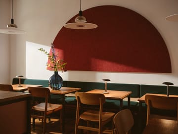 Gustave Residential portabel bordlampe - Matte anthracite - Flos