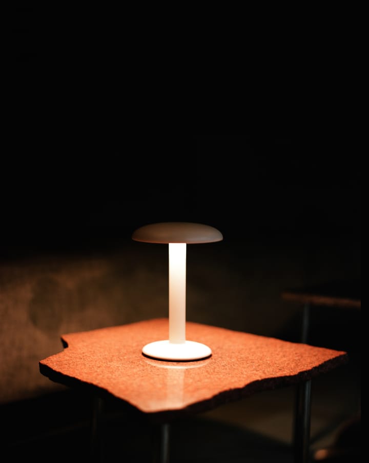 Gustave Residential portabel bordlampe, Matte white Flos