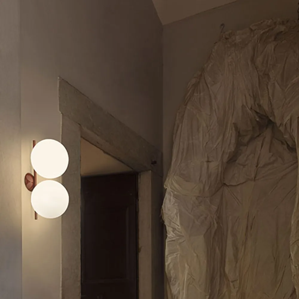 IC lights C/W1 Double væglampe, Sort-opal Flos