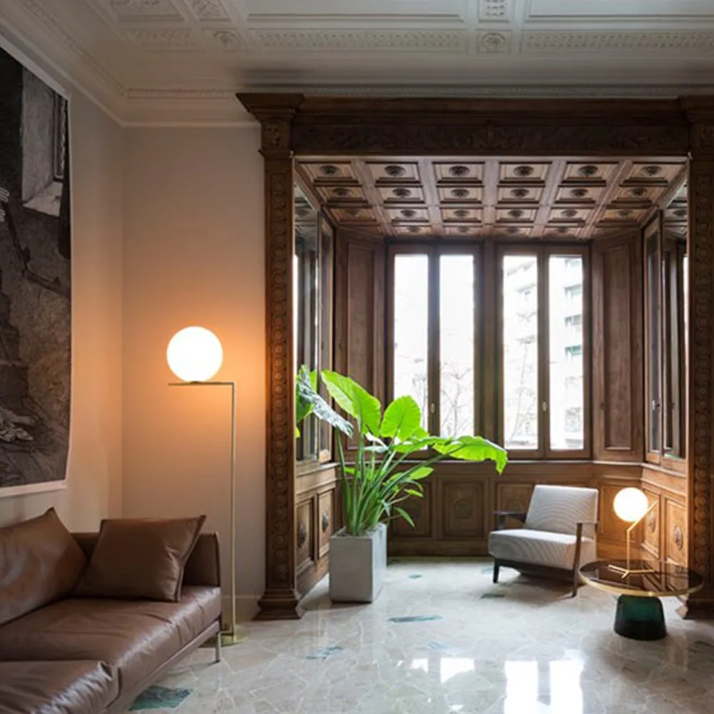 IC Lights F2 gulvlampe, Sort-opal Flos