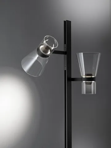 Nocturne F2 cone gulvlampe - sort - Flos