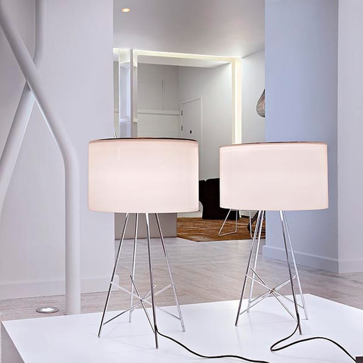 Ray T bordlampe, Hvid-krom Flos