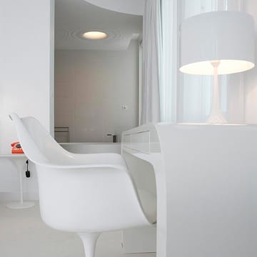 Spun Light T2 bordlampe - Sort - Flos
