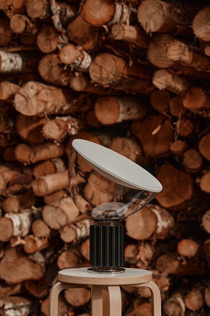 Taccia Small bordlampe LED 48,5 cm, Sort glaskuppel Flos