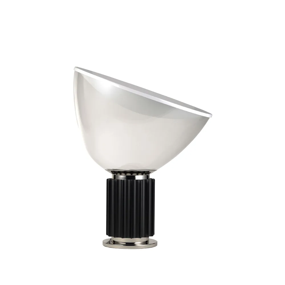 Taccia Small bordlampe LED 48,5 cm, Sort glaskuppel Flos