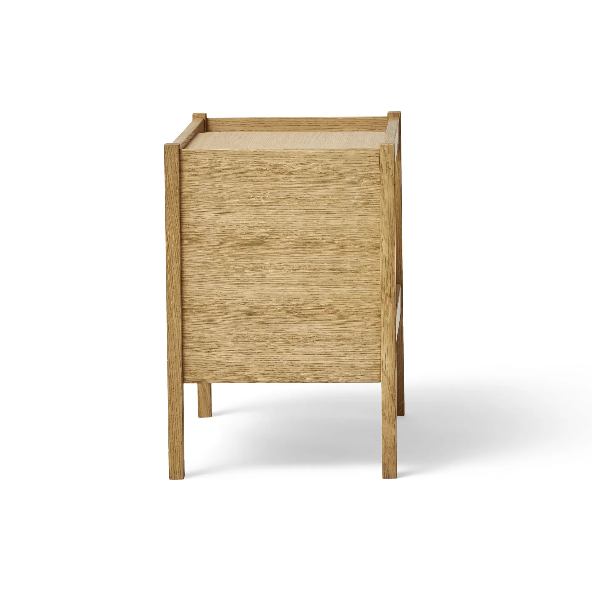 Journal sidebord 29x43 cm, Eg Form & Refine