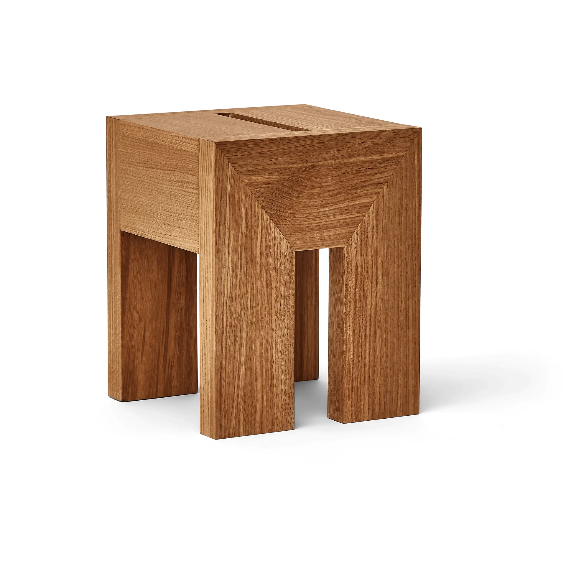 Monolith sidebord, Eg, 29x29x36 cm Form & Refine