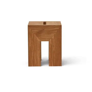 Monolith sidebord - Eg, 29x29x36 cm - Form & Refine