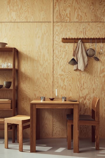 Sonder stol - Eg - Form & Refine