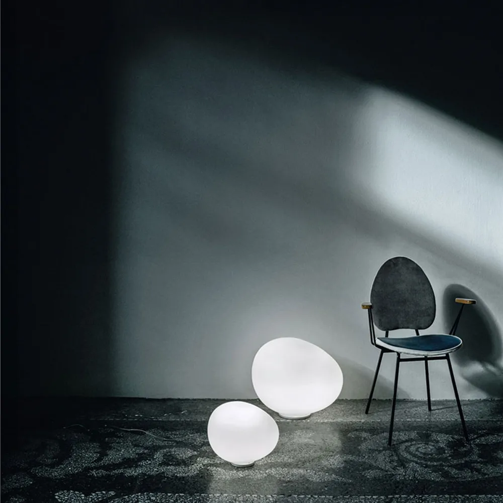 Gregg grande bordlampe, Hvid Foscarini