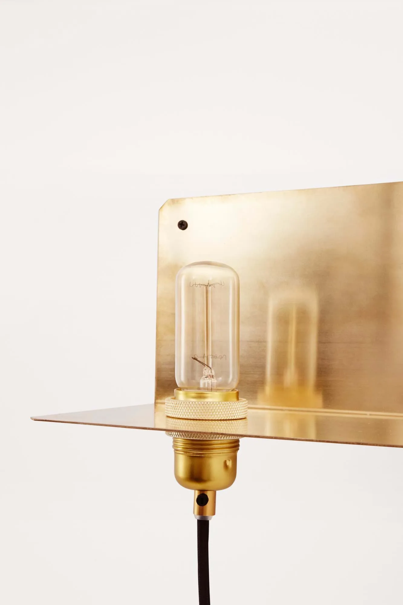 90° Wall Light væglampe, Brass FRAMA