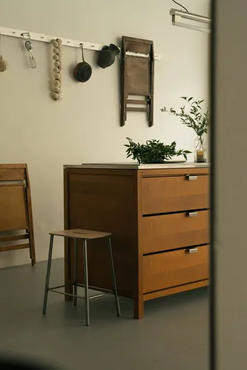 Adam skammel - Raw steel-natural leather, H:65 cm - FRAMA
