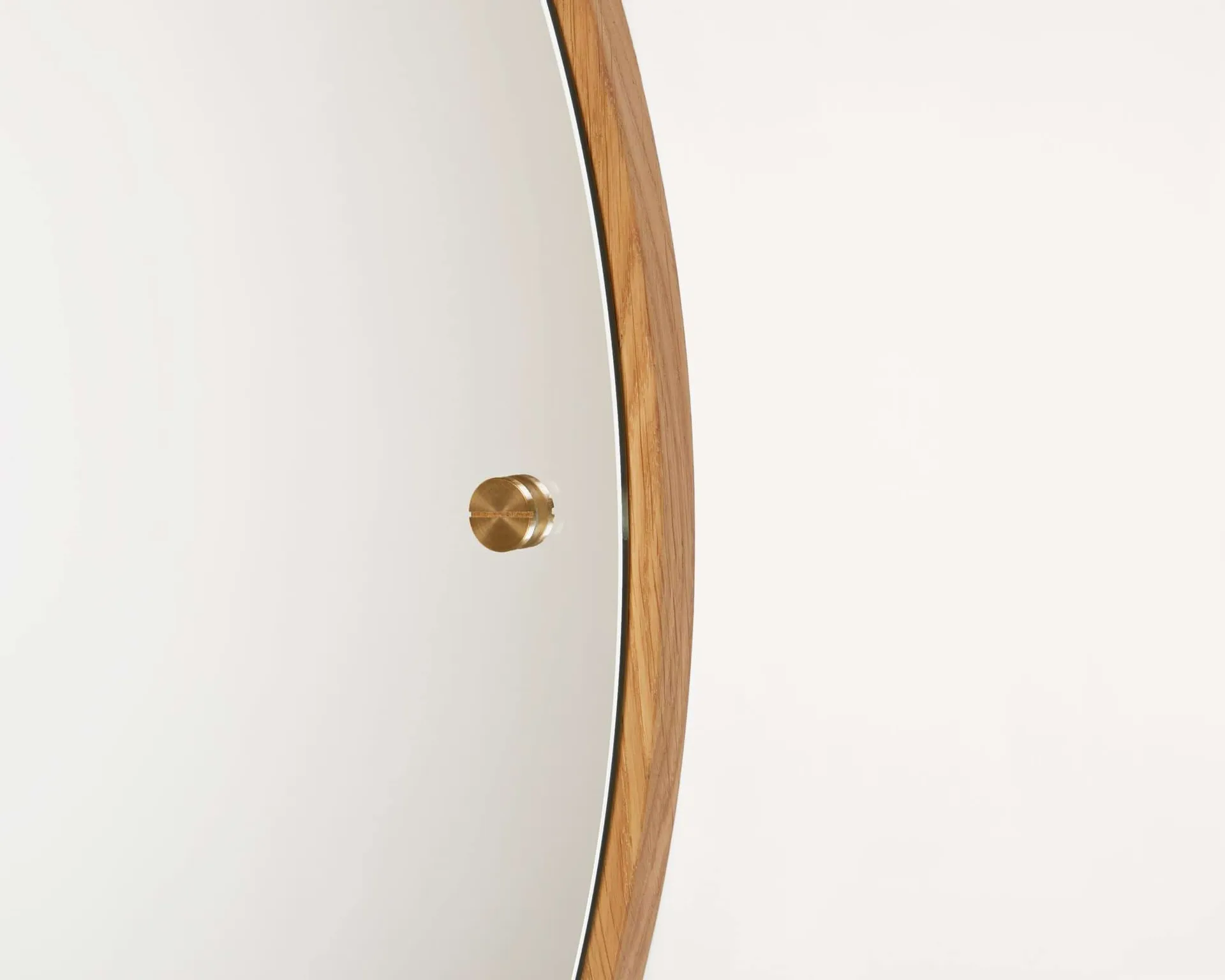 CM Circle spejl, Eg, medium, Ø60 cm FRAMA