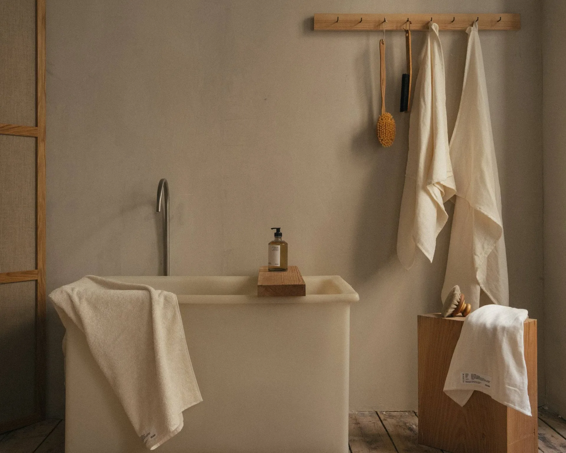 Light Towel badelagen 150x100 cm, Bone white (hvid) FRAMA