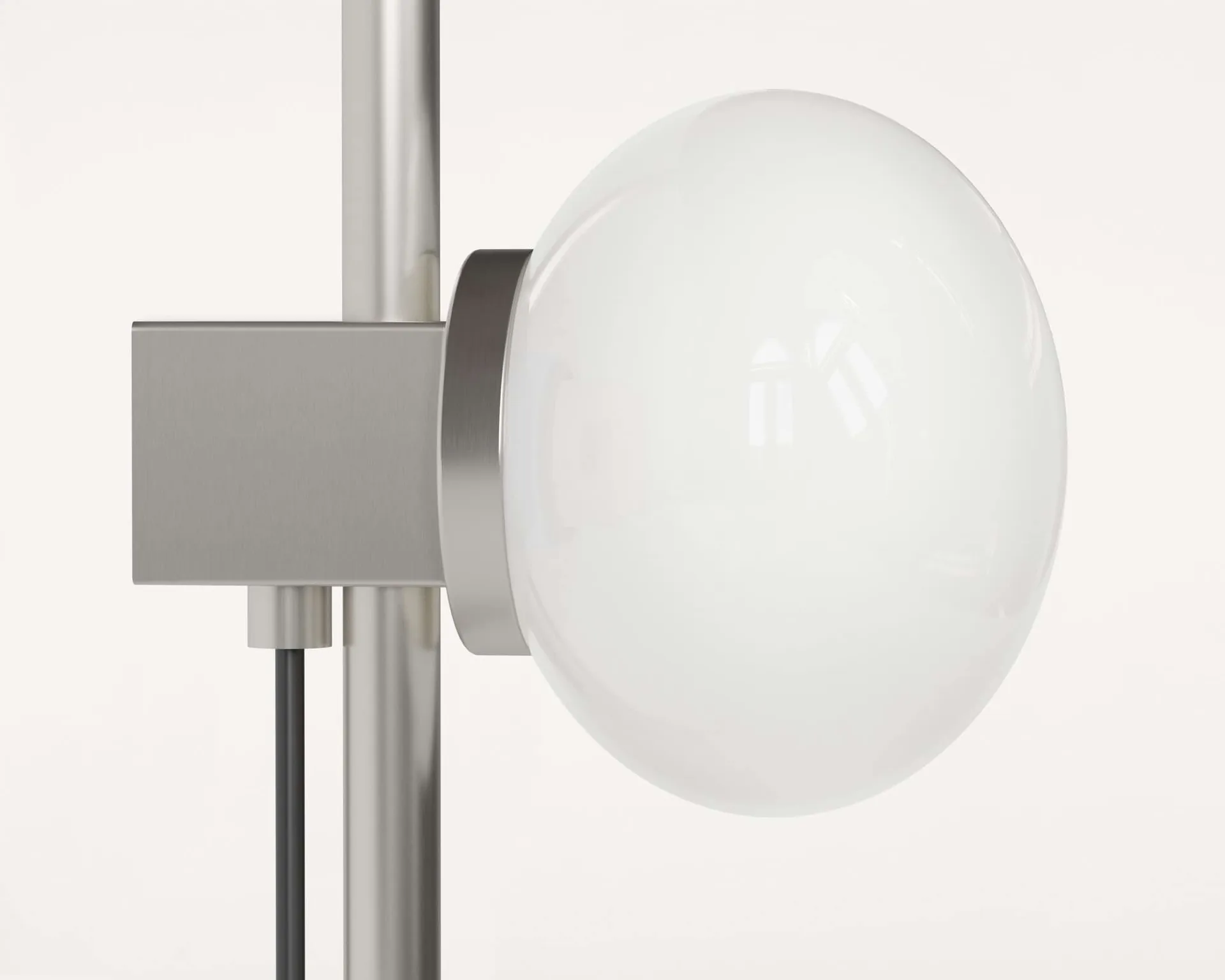 Ovoid Single væglampe, Rustfrit stål-opalglas FRAMA