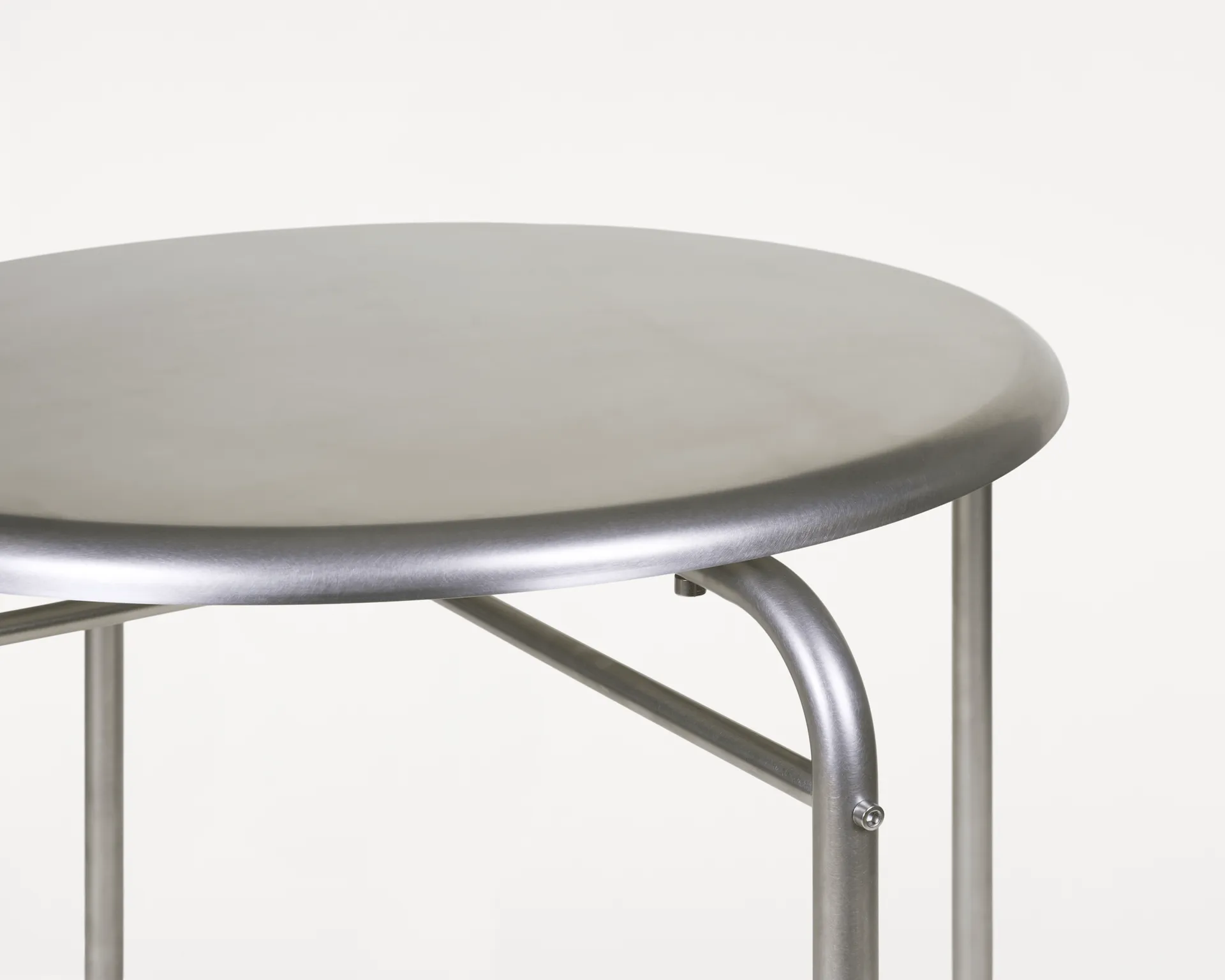 Petit Rond bord, Rustfrit stål, Ø65x73 cm FRAMA