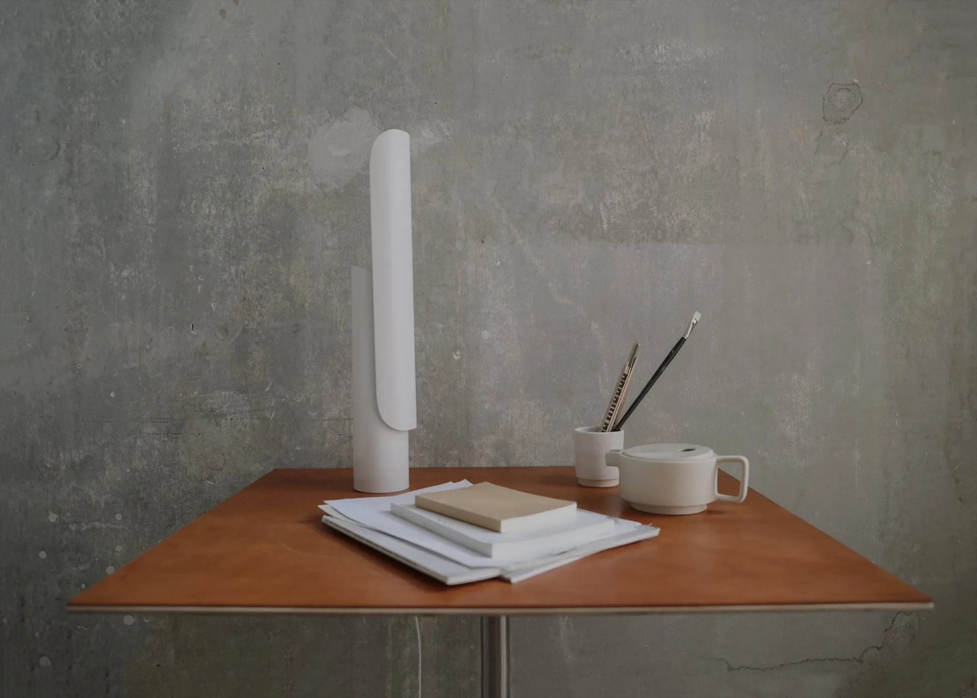 T Lamp bordlampe, Hvid FRAMA