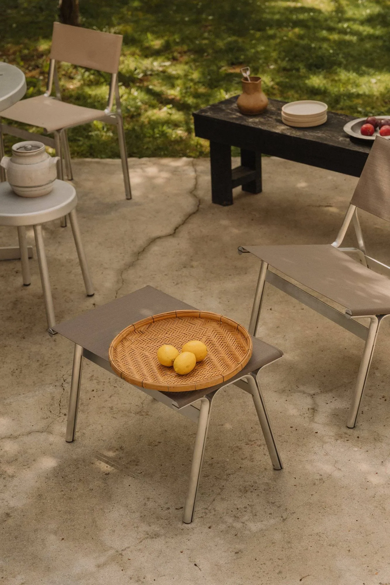 Union skammel, Aluminium-Sandstone Linen, H: 40,6 cm FRAMA