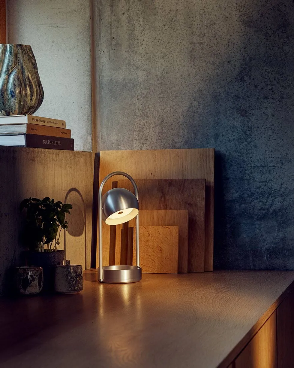 Ball portable bordlampe, Brushed Aluminium, 32 cm Frandsen