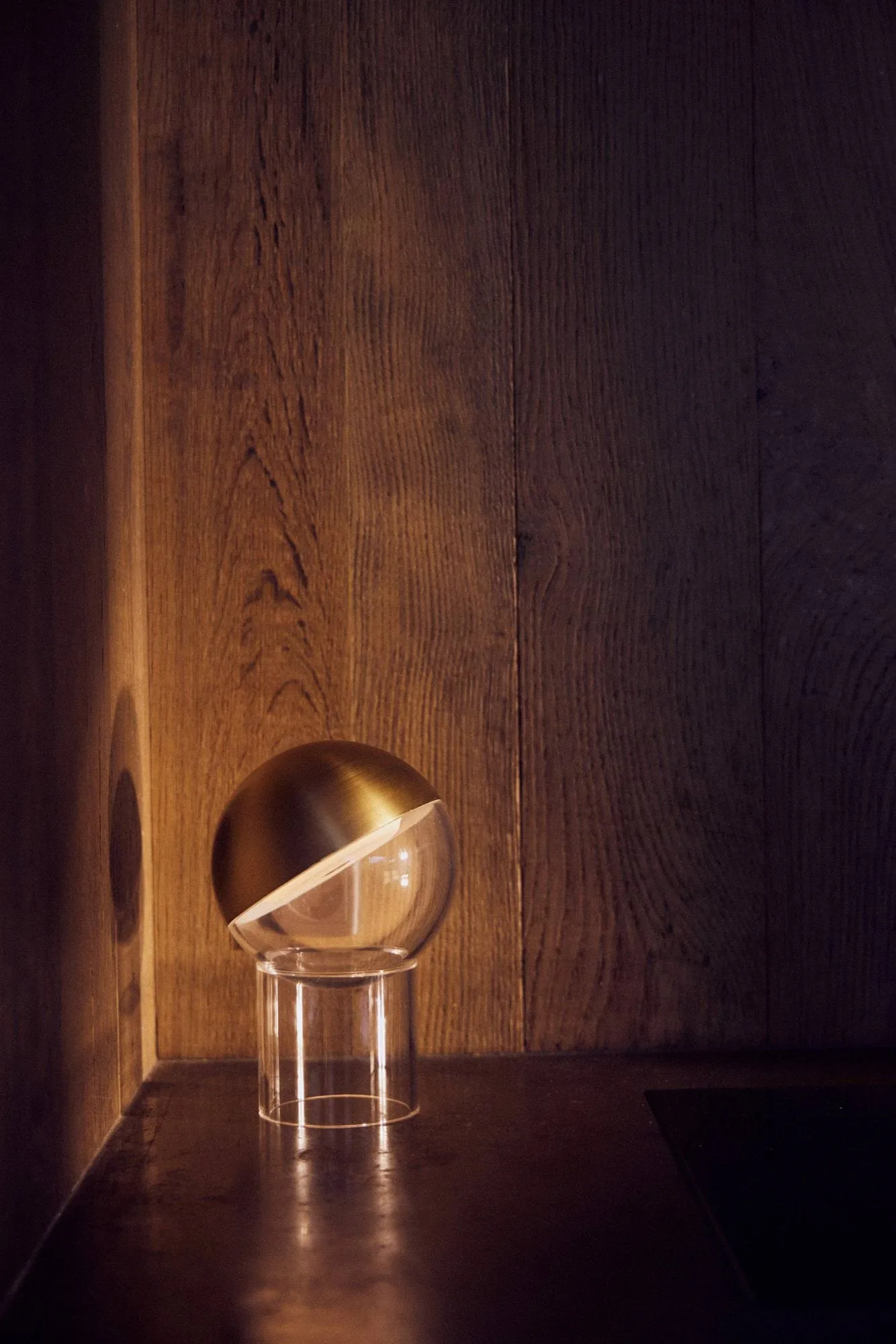 Pila bordlampe portabel, Solid brass Frandsen
