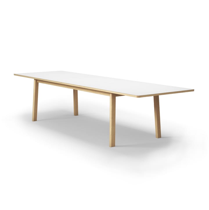 Ana spisebord 220-320x95 cm, Nanolaminat hvid-sæbebehandlet eg Fredericia Furniture