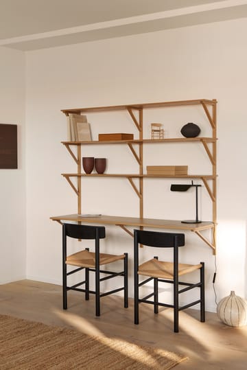 BM29 hylde med skrivebord 149x134 cm - Oak lacquer - Fredericia Furniture