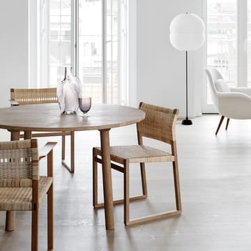 BM61 stol - Rattan-olieret stativ - Fredericia Furniture
