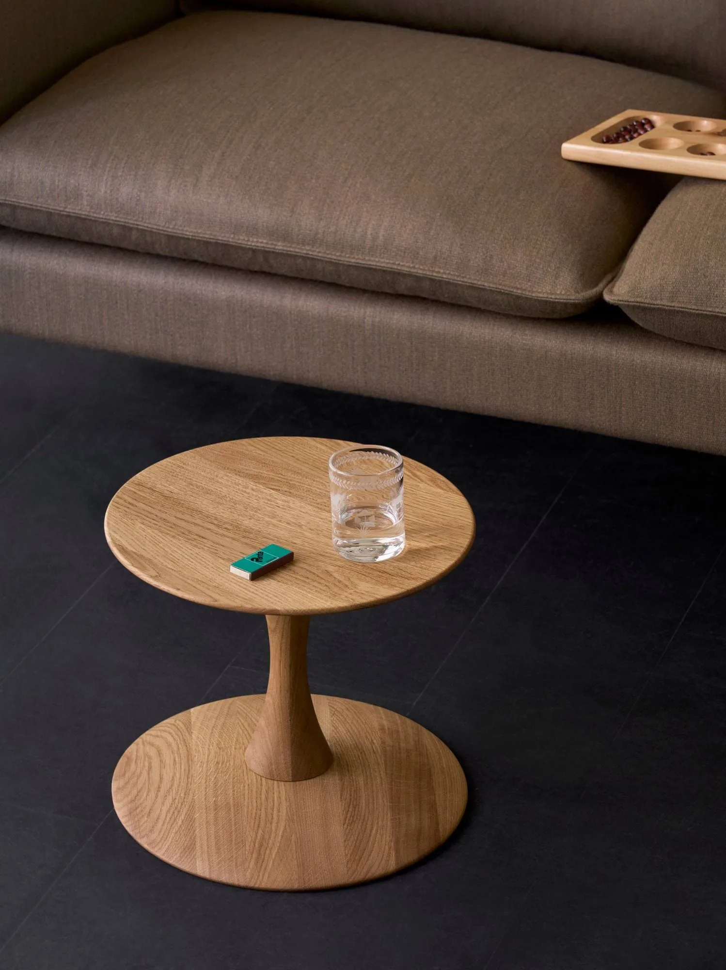 ND105 Trisse skammel, Oliebehandlet eg, Ø40x46 cm Fredericia Furniture