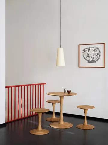 ND107 Trisse spisebord - Olieret eg, Ø75x73 cm - Fredericia Furniture